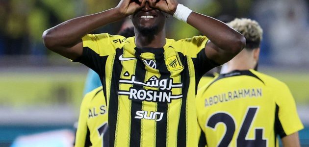 شكوك وريمونتادا.. 7 محطات رسمت طريق الاتحاد نحو لقب الدوري